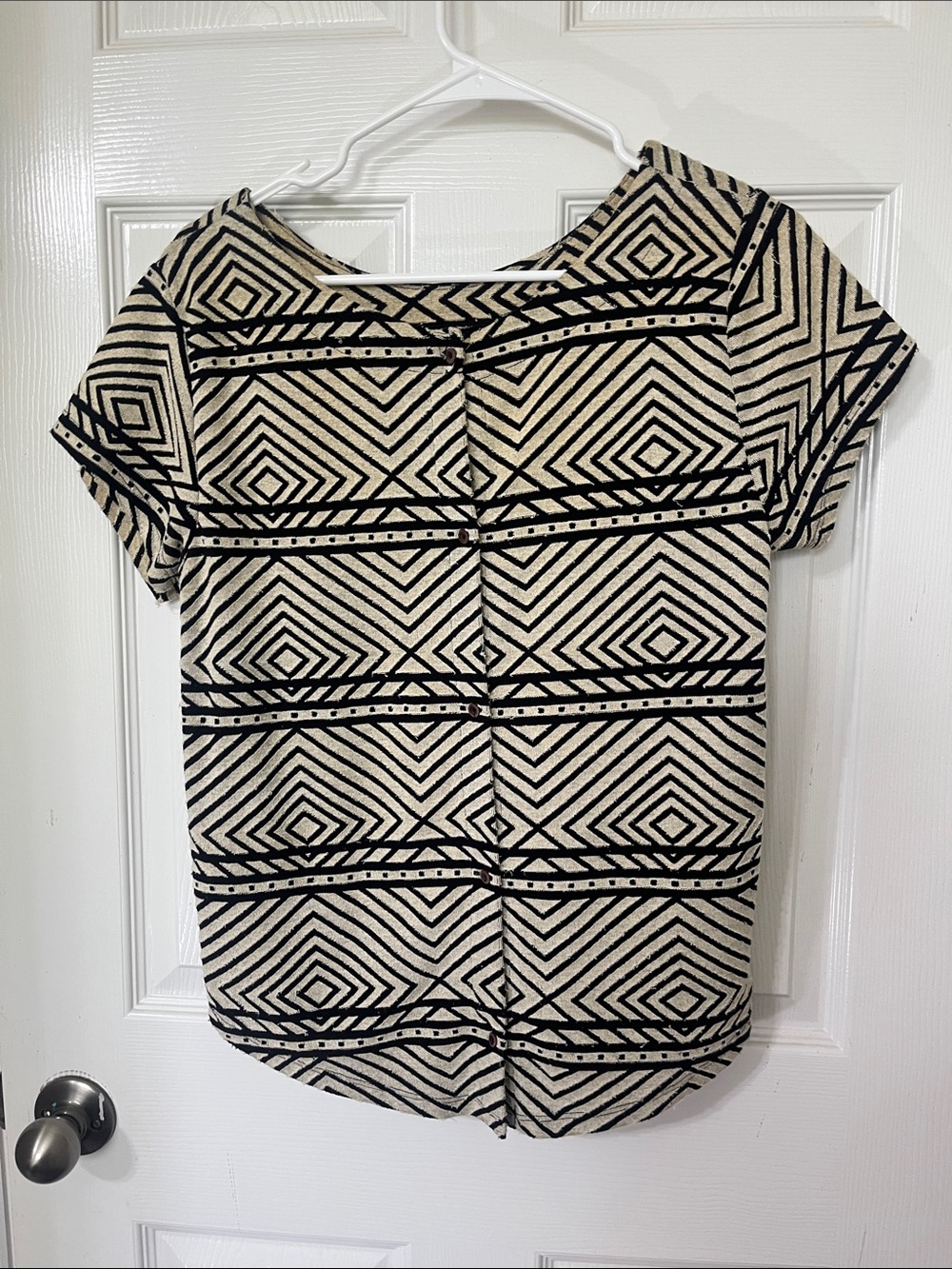 Urban Outfitters Black & Cream Geometric Short Sleeve Blouse